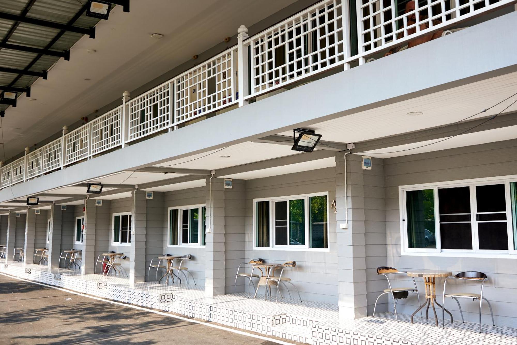 Baan Dara Resort Sara Buri Zewnętrze zdjęcie